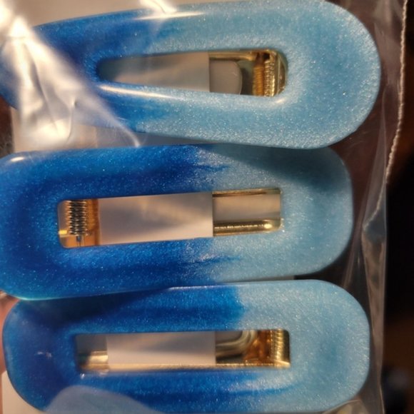 Resin Hair Clips ?? Baby Blue/Royal Blue, Set of 3, Handmade - Picture 5 of 6